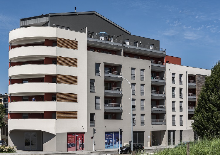 residence renaissance a thon les bains 